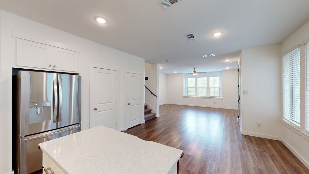 244 Spring Hill Rd - Photo 5 of 19