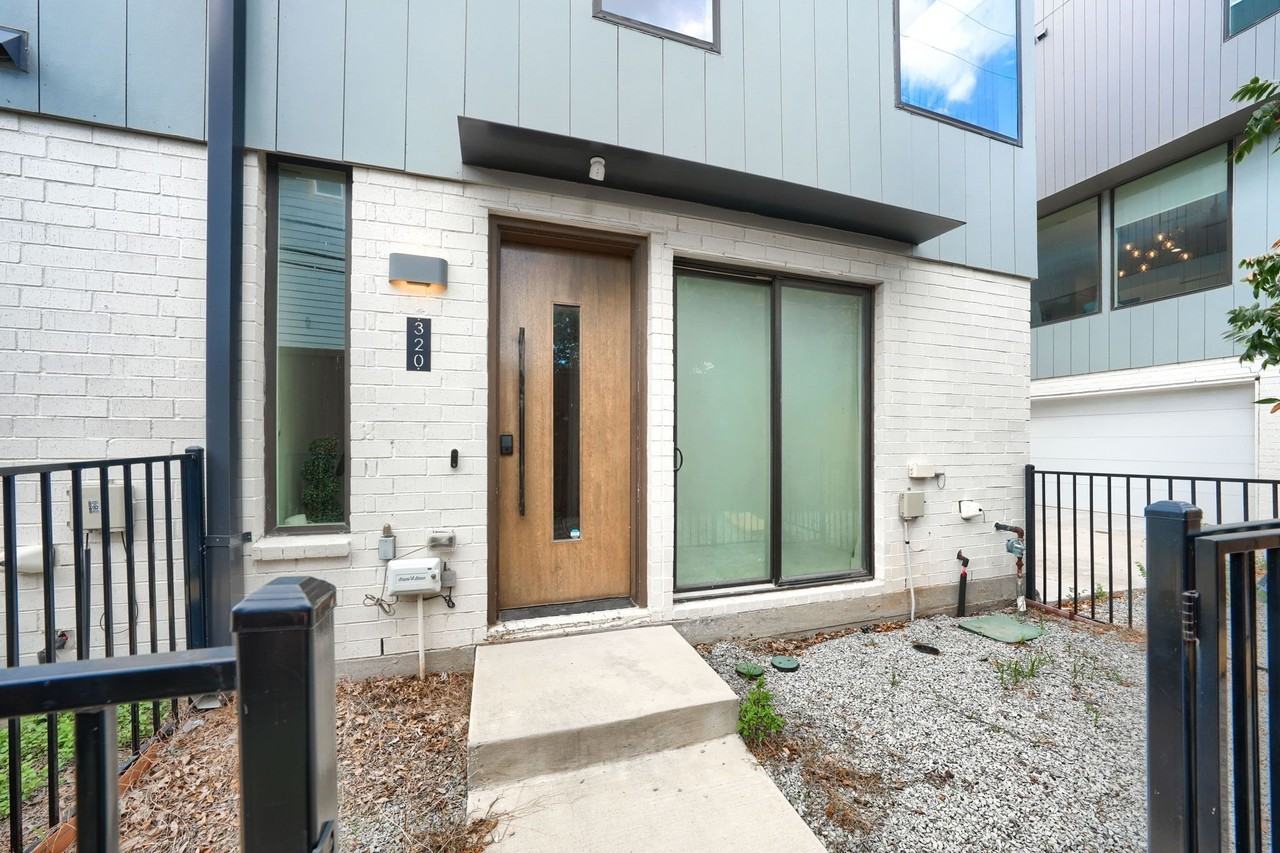 320 Mathey Ct - Photo 2 of 32