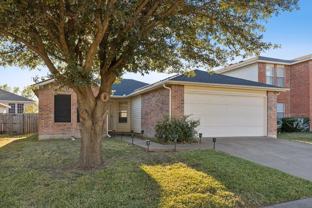 205 Crystalwood Dr - Photo 1 of 1