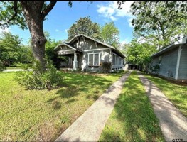 featured image of 608 Sycamore St