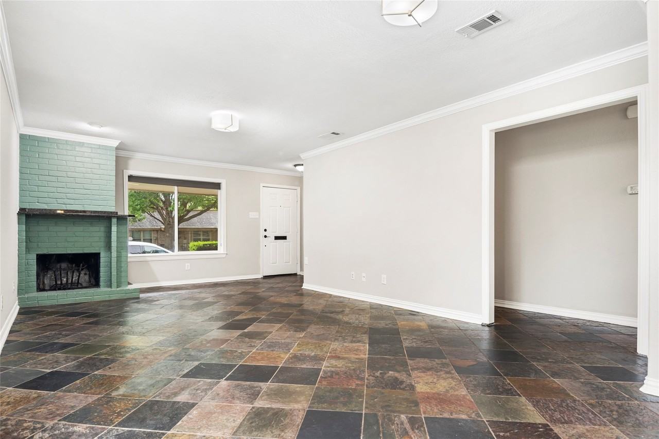 13571 Waterfall Way - Photo 3 of 22