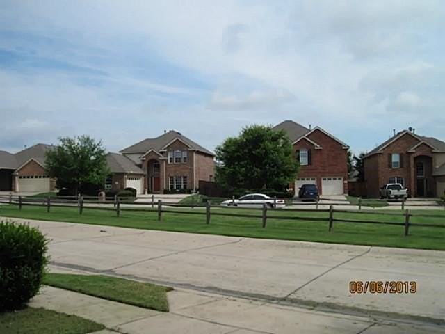 8508 Riverwalk Trl - Photo 2 of 24