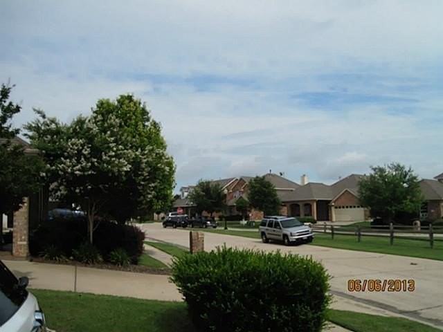 8508 Riverwalk Trl - Photo 3 of 24
