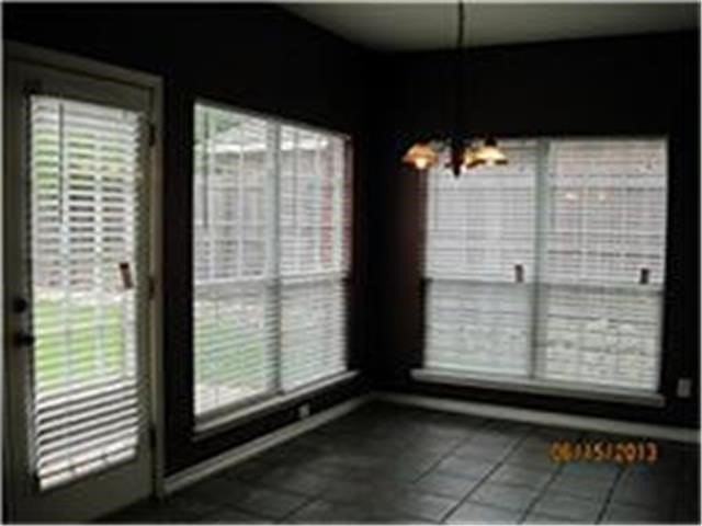 8508 Riverwalk Trl - Photo 7 of 24