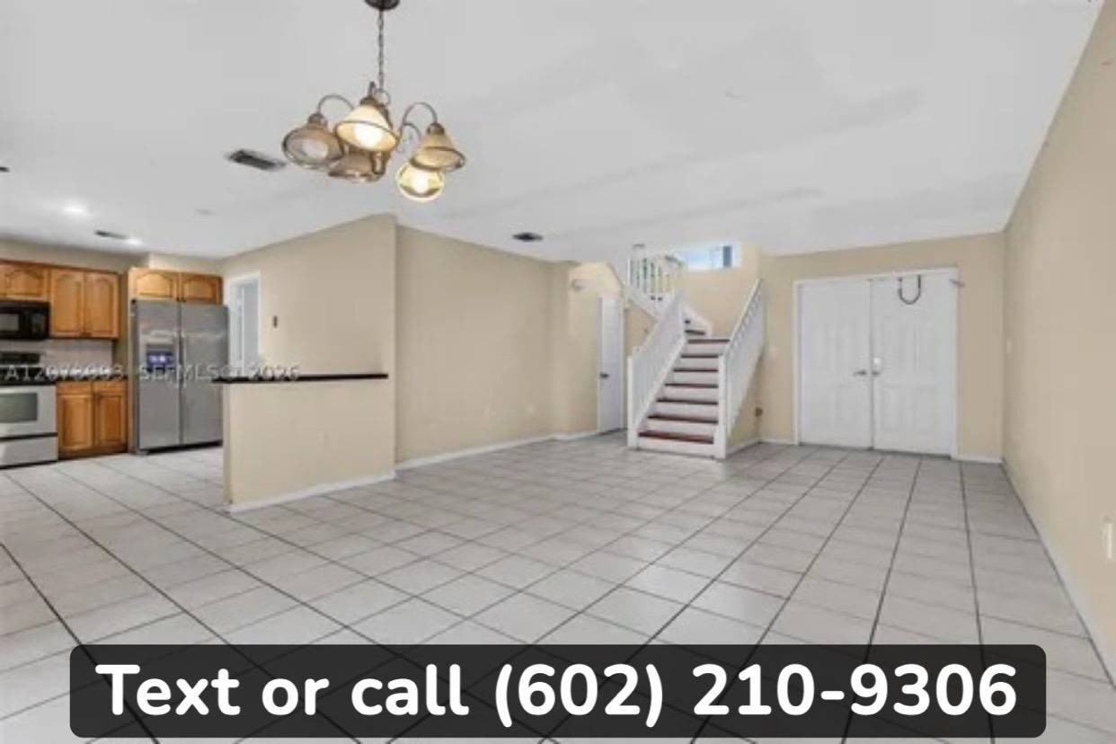 223 Ne 211th Ter - Photo 3 of 11