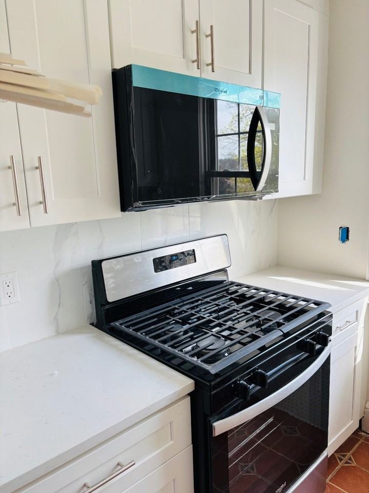 101 Forest Ave - Photo 2 of 22