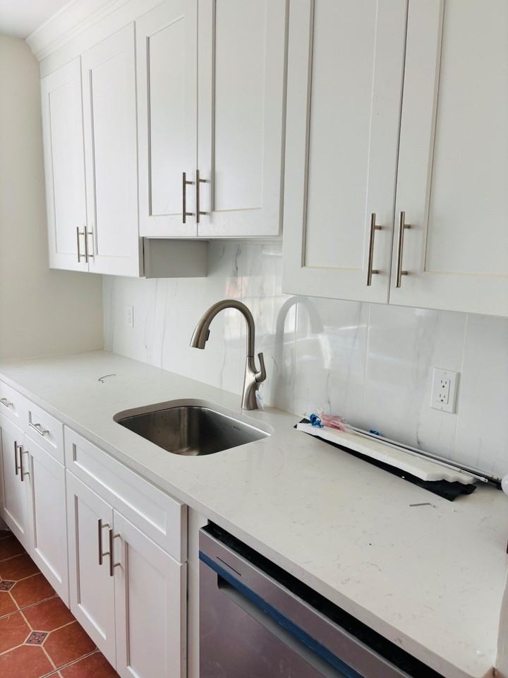 101 Forest Ave - Photo 3 of 22
