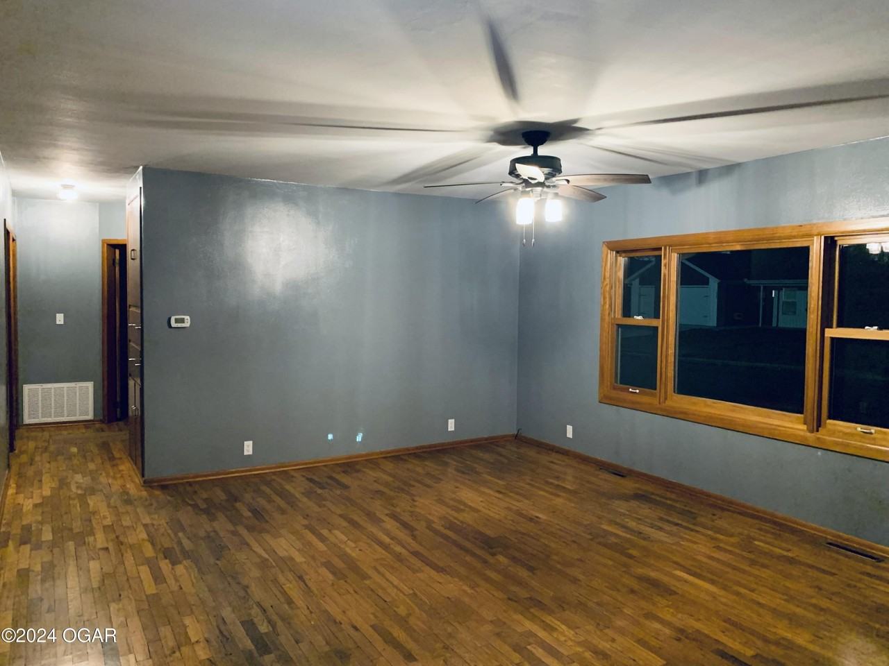 1901 N Park Ave - Photo 5 of 13