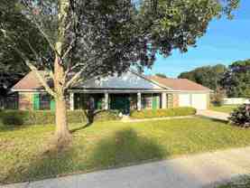 7810 Folkstone Dr - Photo 1 of 1
