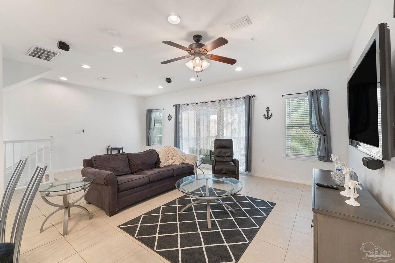 14512 Salt Meadow Dr - Photo 7 of 35