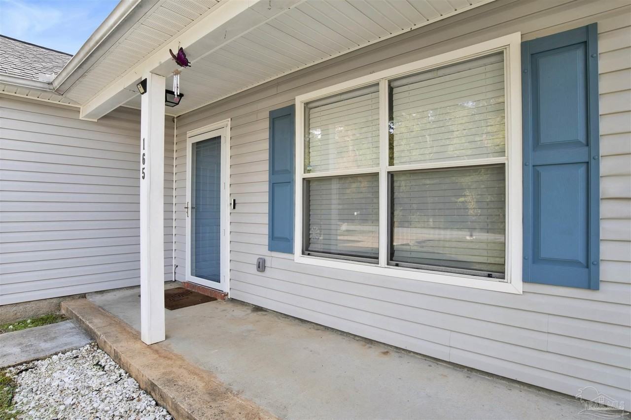 165 Valdosta Ave - Photo 4 of 19