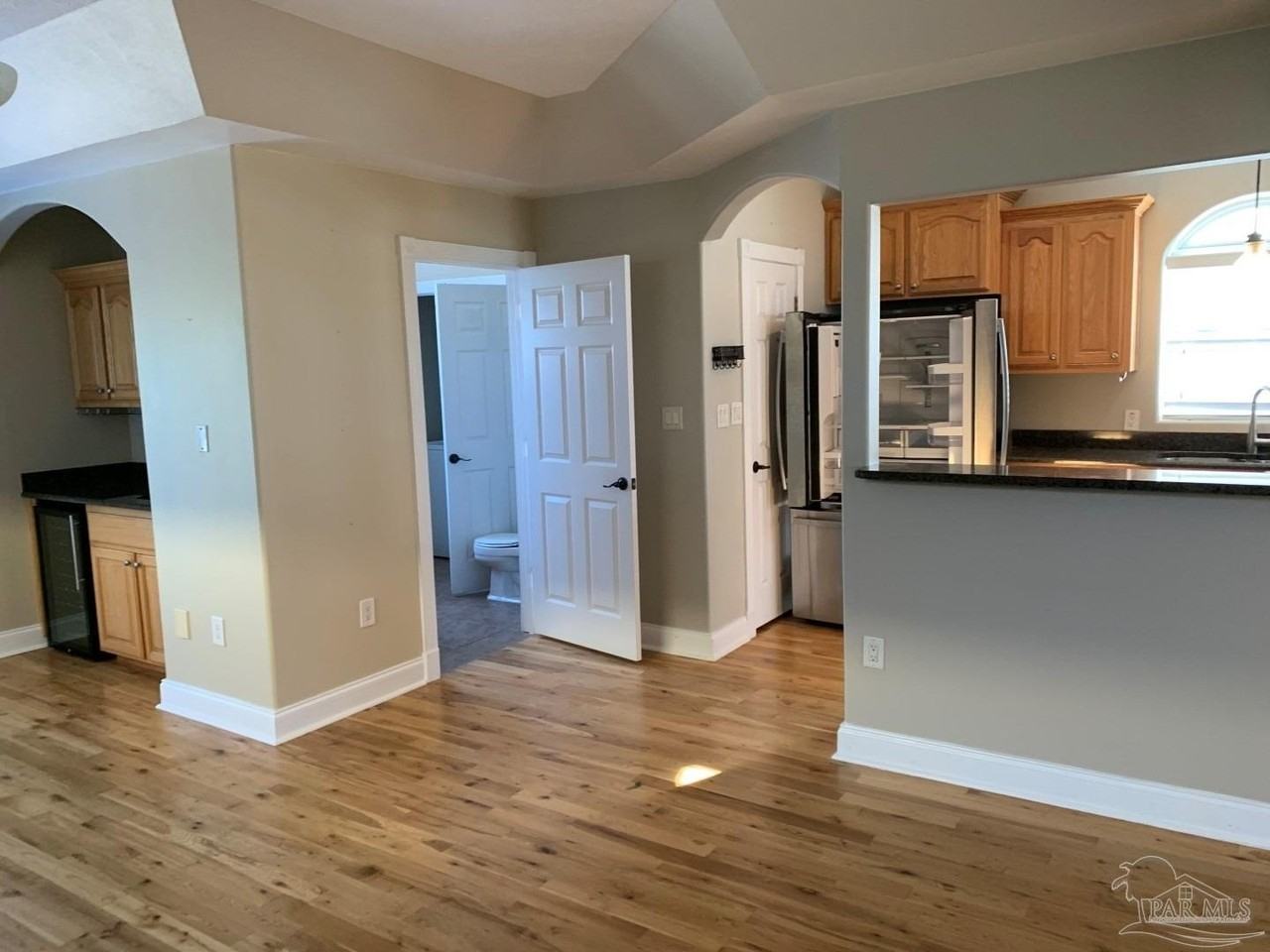 1804 Cypress St - Photo 4 of 15