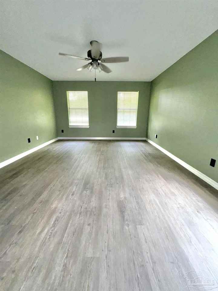 2521 Portobella Pl - Photo 7 of 13