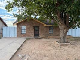 featured image of 1314 E Cowden Ave