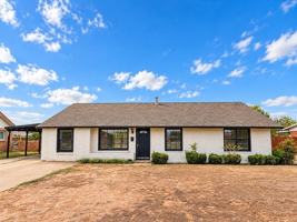 featured image of 1307 E Parker Ave