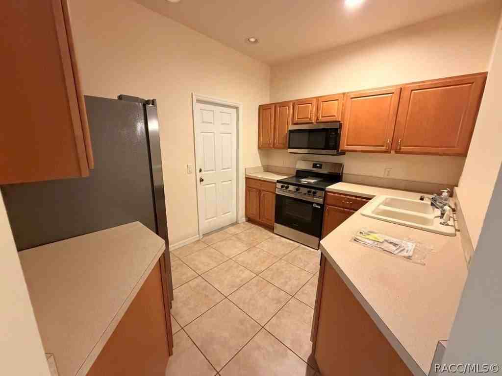 1586 W Spring Meadow Loop - Photo 3 of 23
