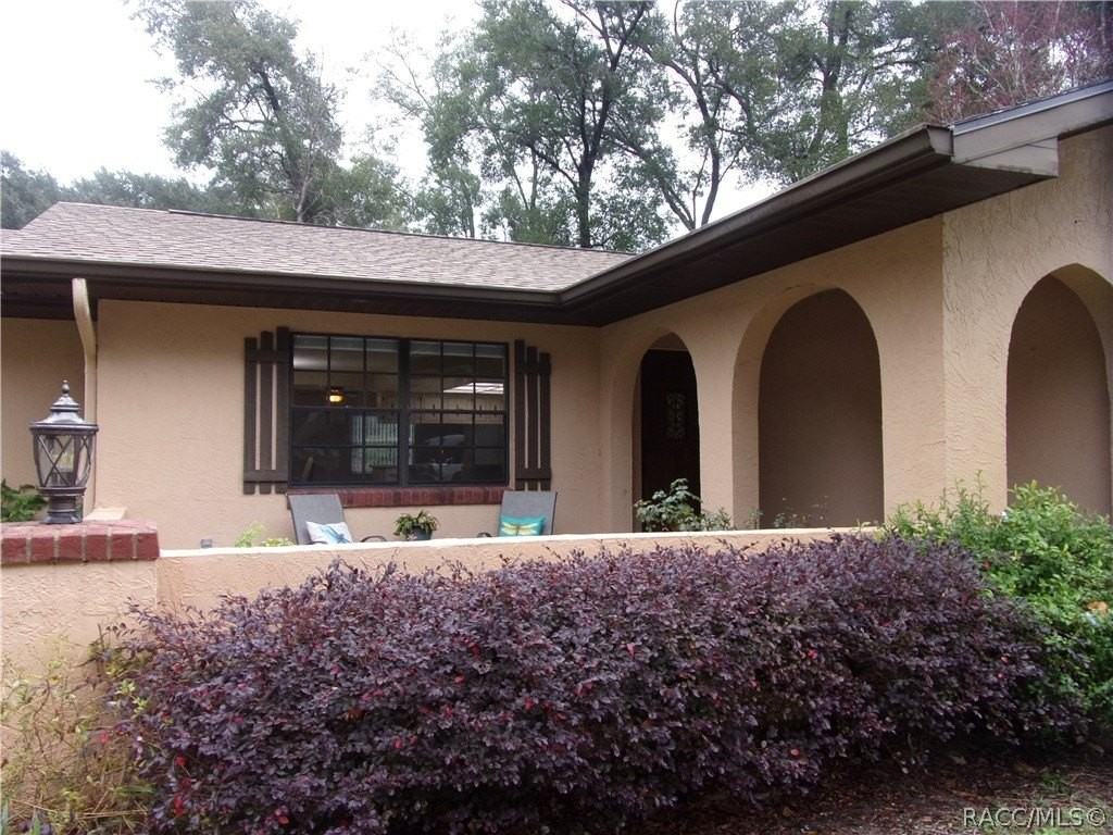 6715 E Red Robin Ln - Photo 3 of 50