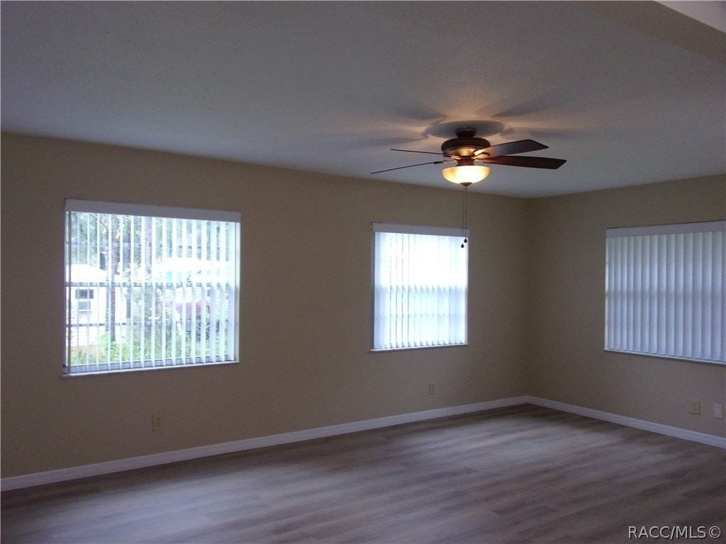 6715 E Red Robin Ln - Photo 7 of 50