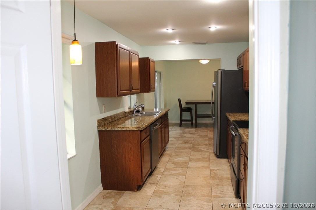 2108 Se Harrison St - Photo 5 of 18