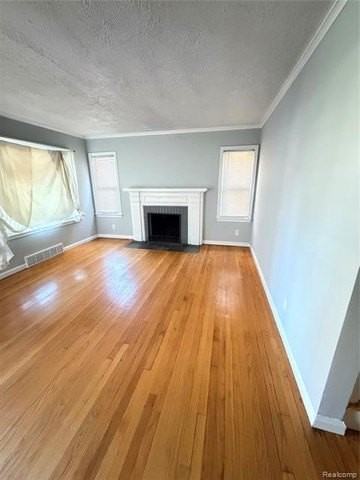 17550 Shaftsbury Ave - Photo 3 of 15