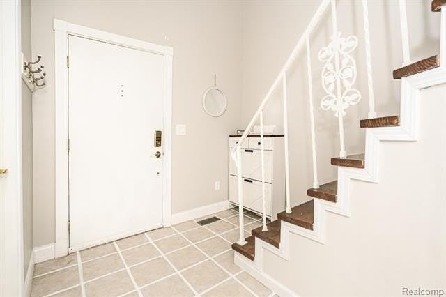104 Manor Way - Photo 5 of 50
