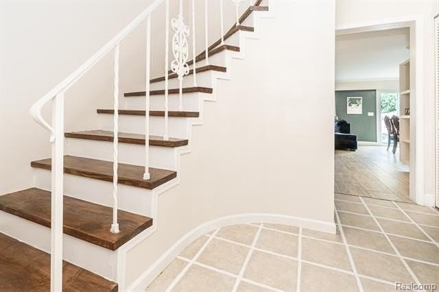 104 Manor Way - Photo 6 of 50