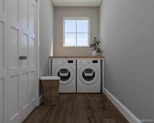 345 W Marshall St #2 - Photo 7 of 7