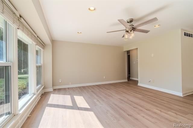 17252 Sunnybrook Dr - Photo 2 of 16