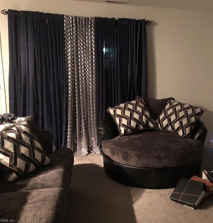 467 Bryson Ct - Photo 2 of 12