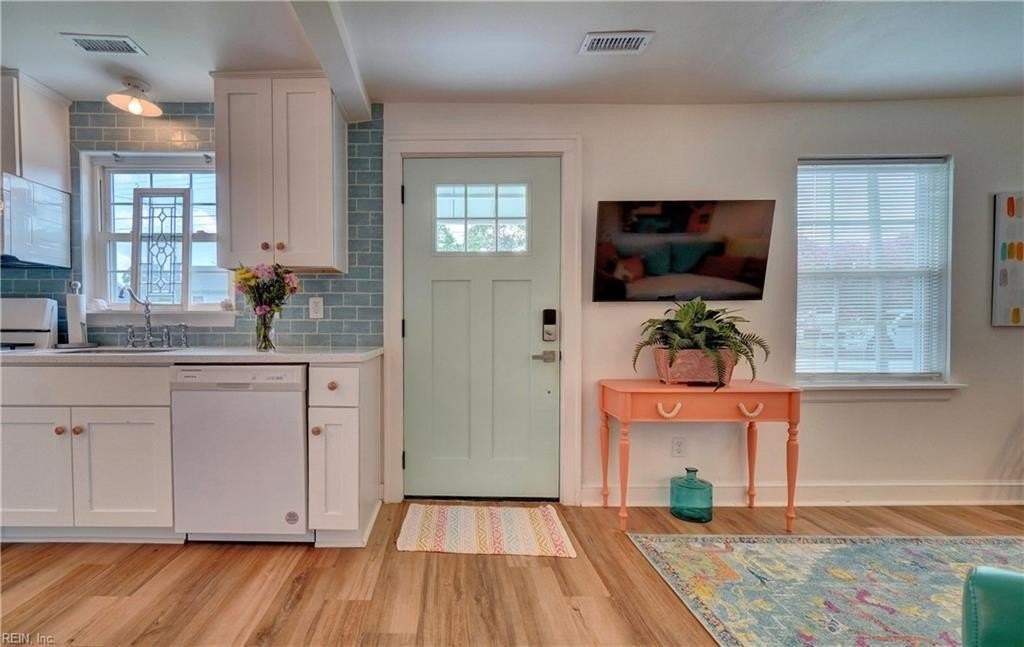 1406 Baychester Ave - Photo 2 of 34