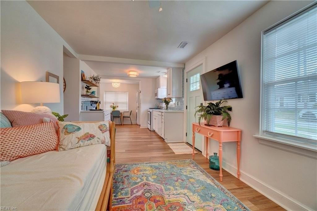 1406 Baychester Ave - Photo 4 of 34