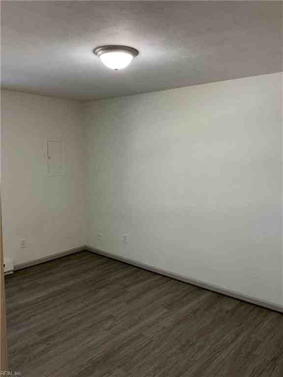 110 W 26th St #F - Photo 5 of 8