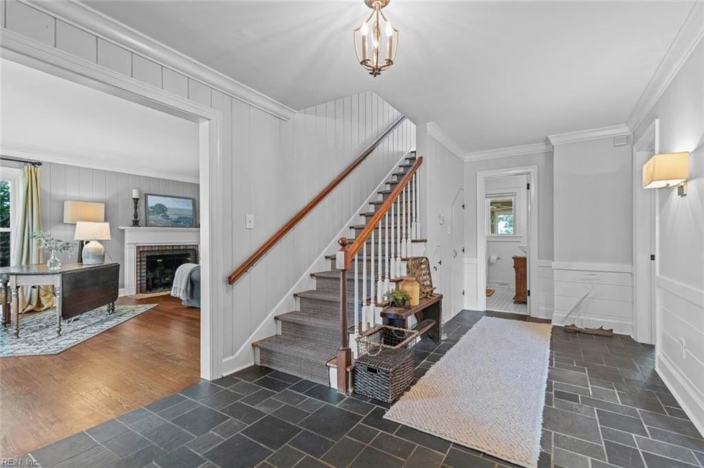 304 Dawson Dr - Photo 5 of 50