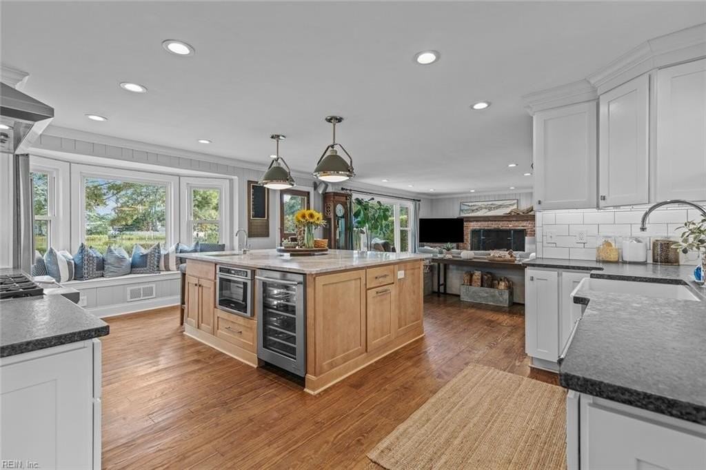304 Dawson Dr - Photo 6 of 50