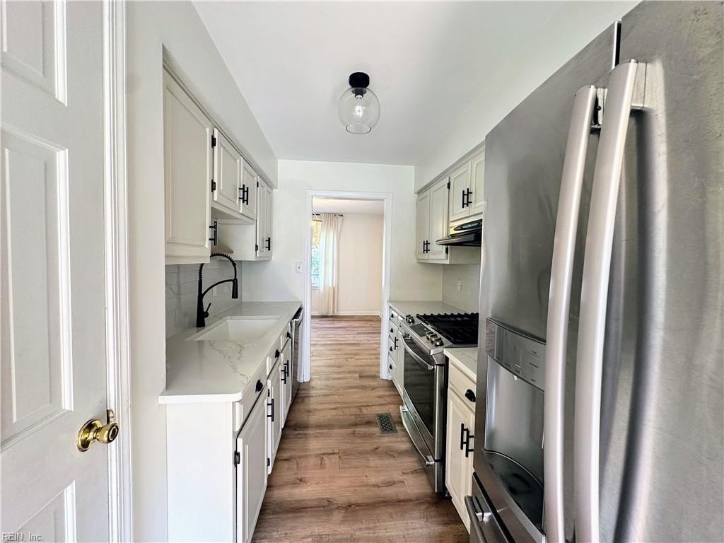 2265 Greenwell Rd - Photo 7 of 14