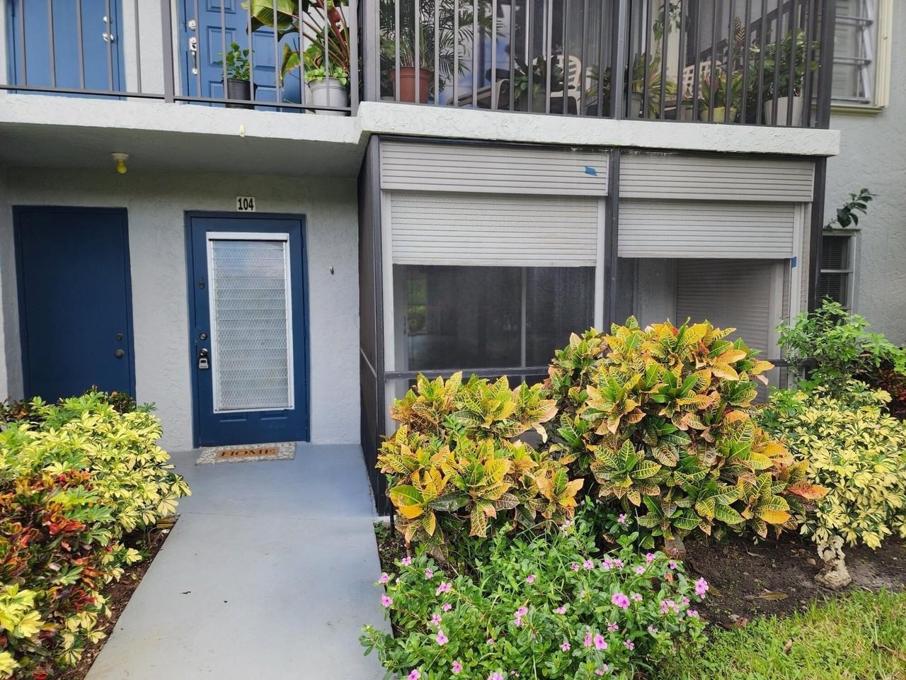 7523 S Oriole Blvd #104 - Photo 4 of 50