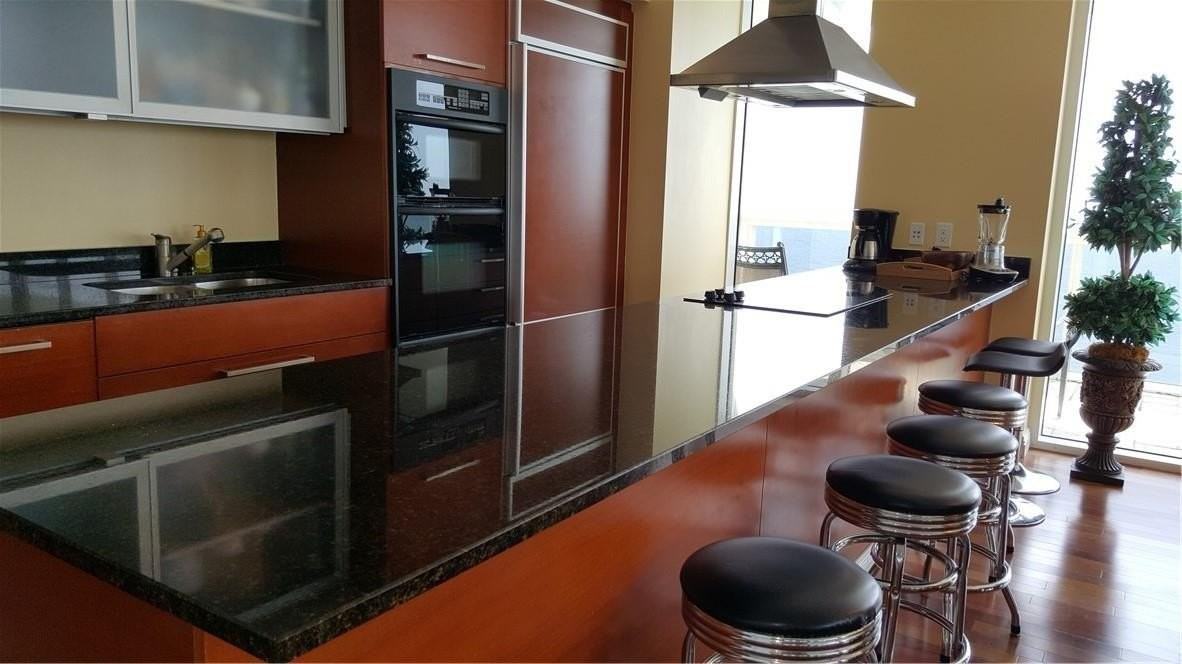 1830 S Ocean Dr #3502 - Photo 3 of 27
