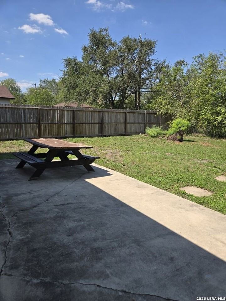 6123 Fir Valley Dr - Photo 5 of 6