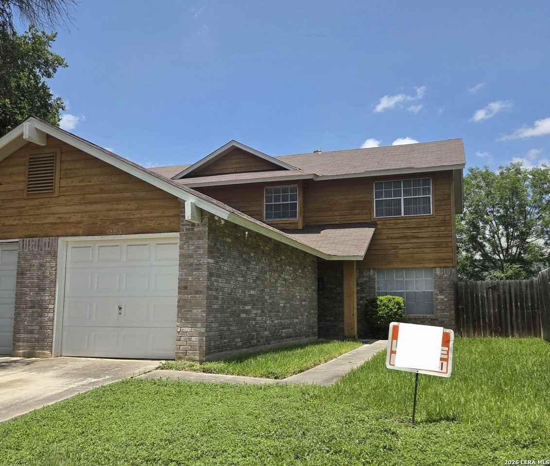 9917 Ardash Ln - Photo 3 of 20