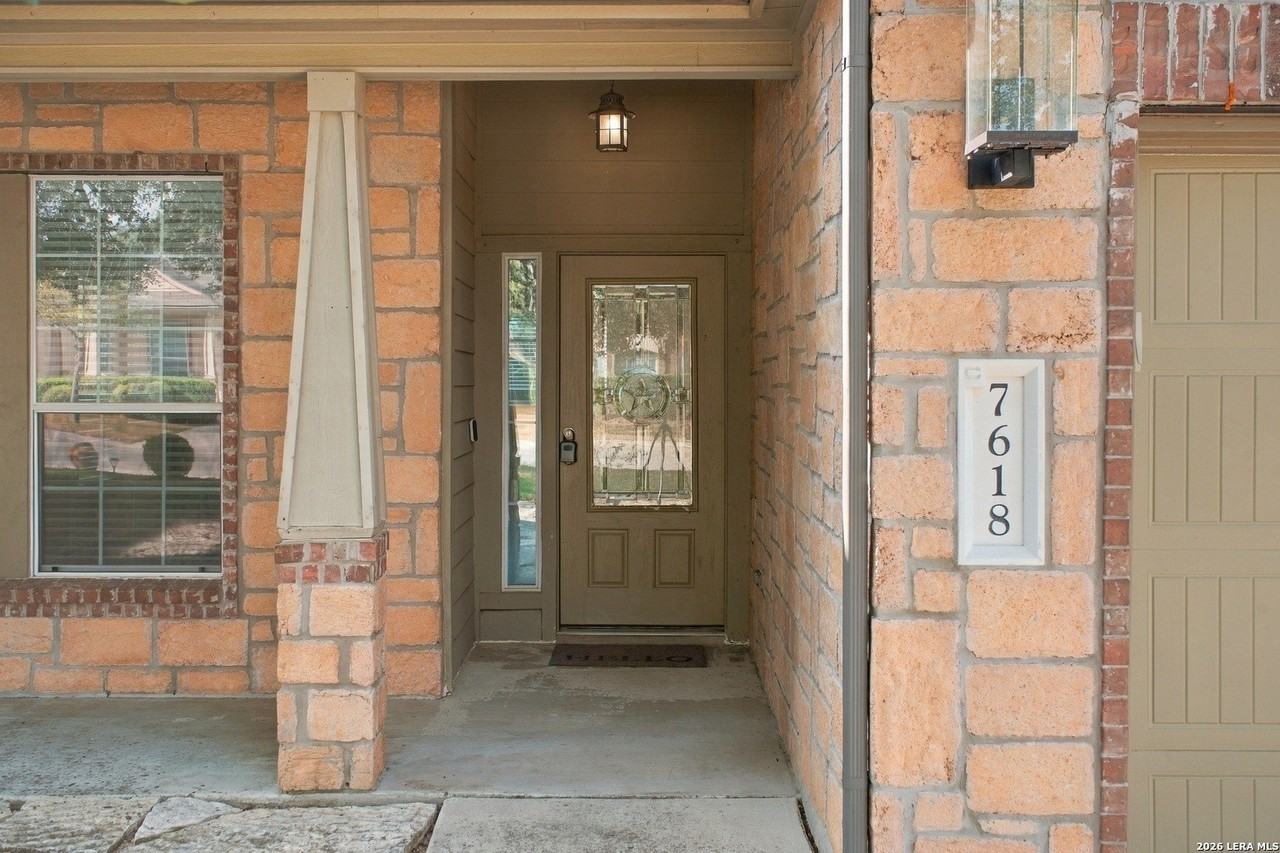 7618 Presidio Crst - Photo 4 of 42