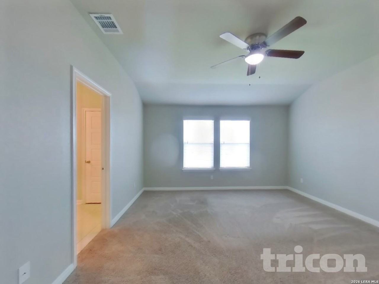 13605 Paxton Blvd - Photo 6 of 25