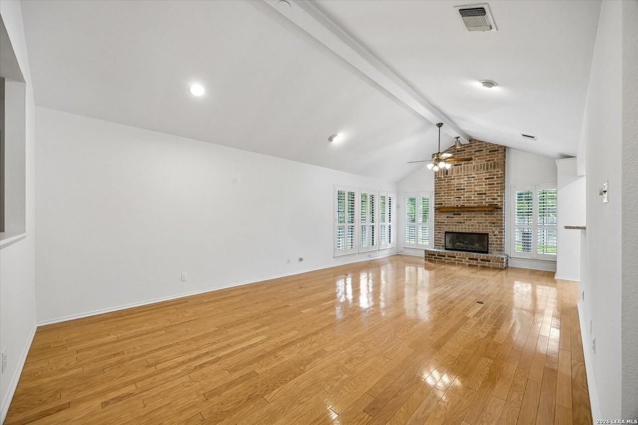106 Hiler Rd - Photo 4 of 18