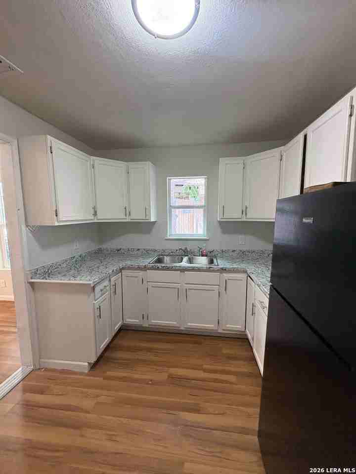 1225 Saltillo St #1 - Photo 3 of 10