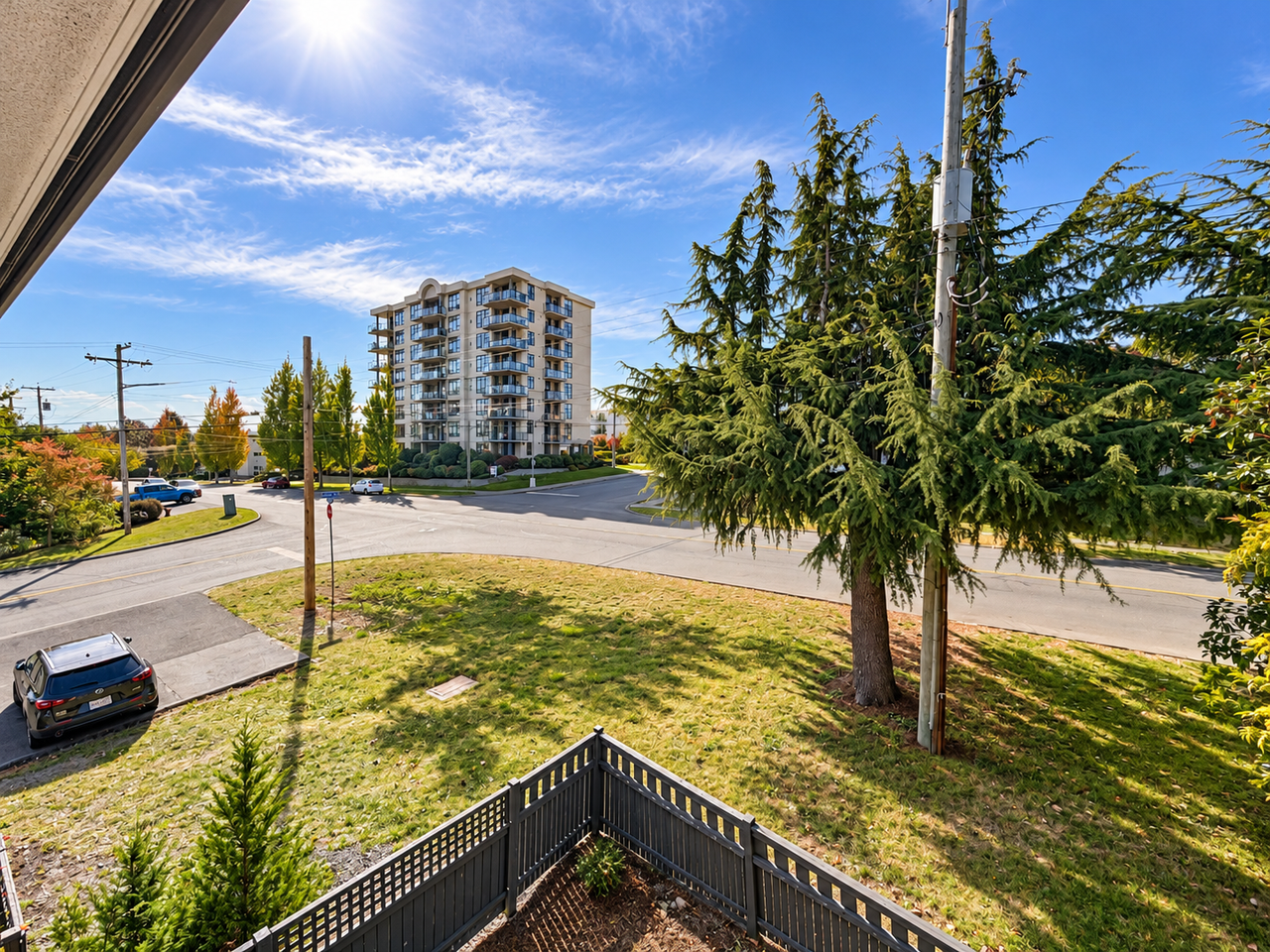 Surfside Apartments - Photo 6 of 19