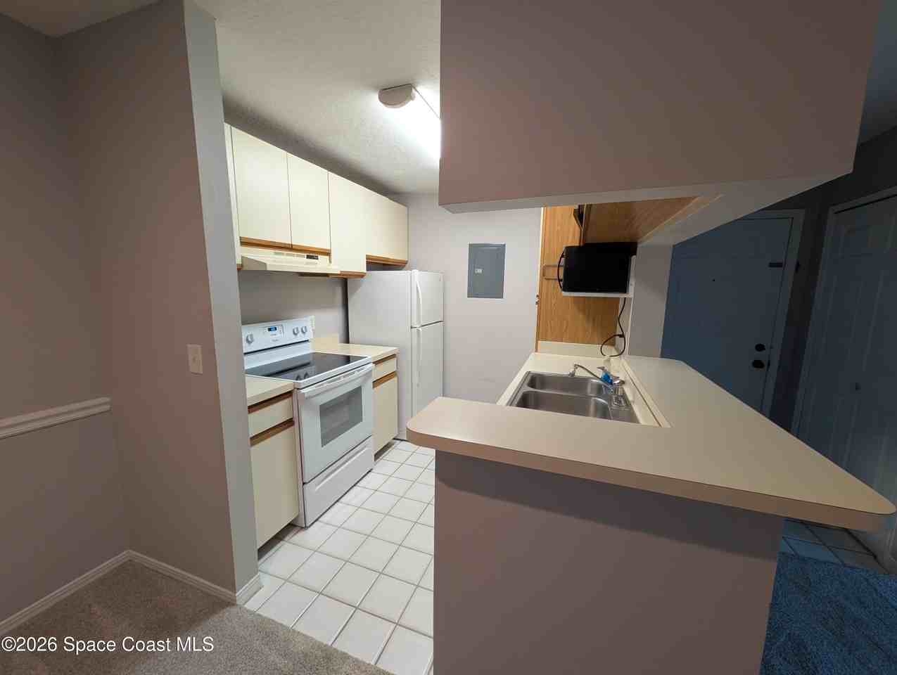 7667 N Wickham Rd #1104 - Photo 7 of 21