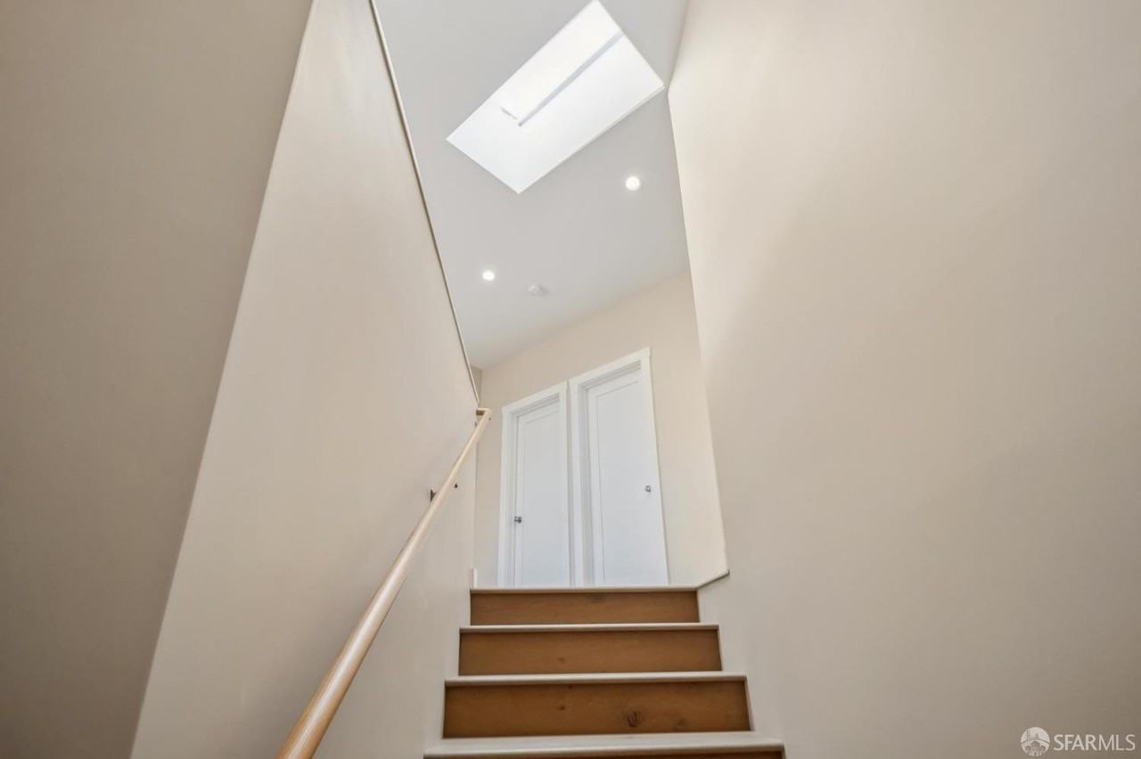 3730 Rivera St - Photo 4 of 28