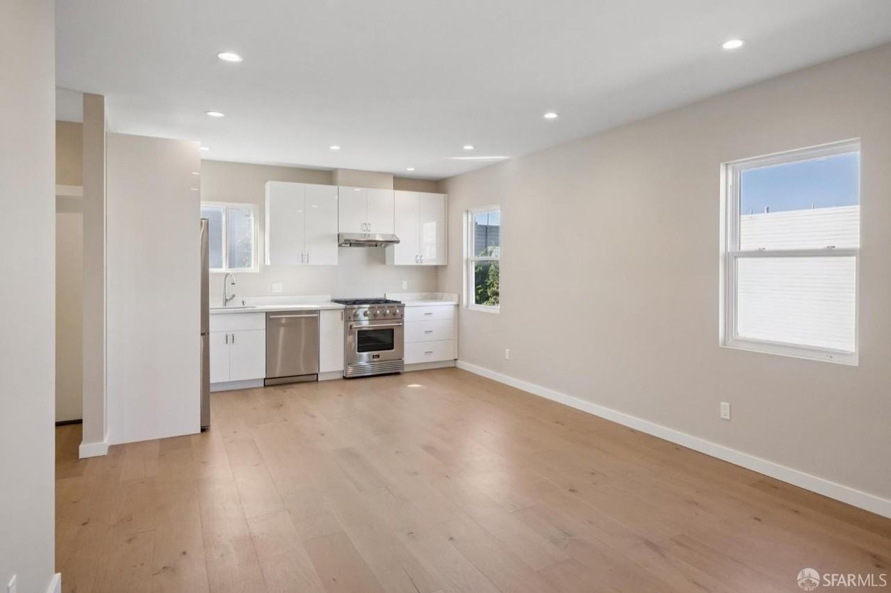 3732 Rivera St - Photo 6 of 32
