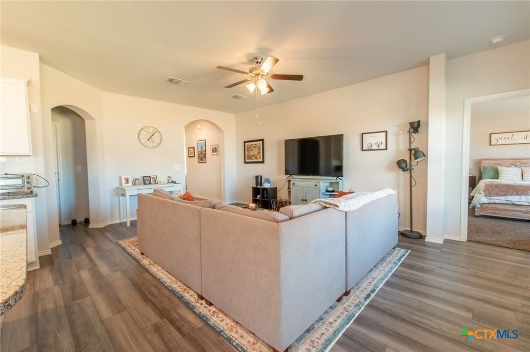 3037 Wigeon Way - Photo 6 of 22