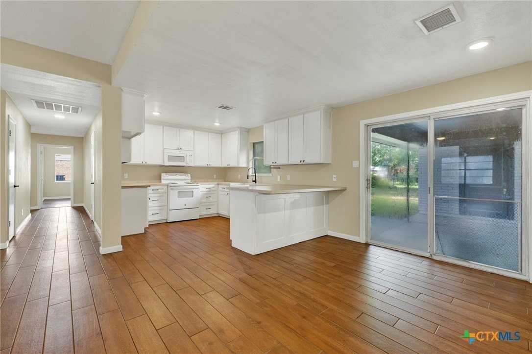 153 Swan Dr - Photo 6 of 24