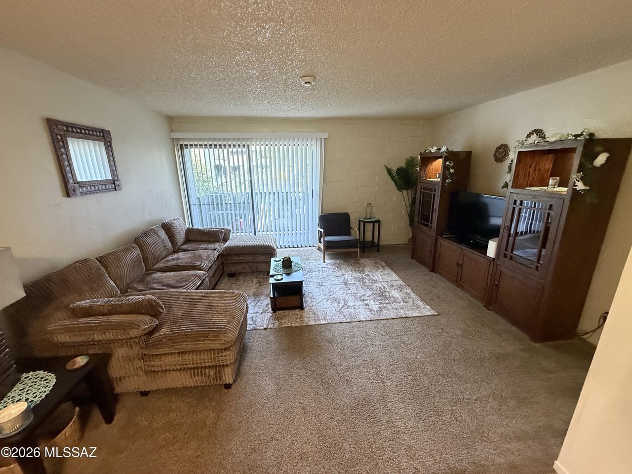 931 N Euclid Ave #122 - Photo 2 of 22